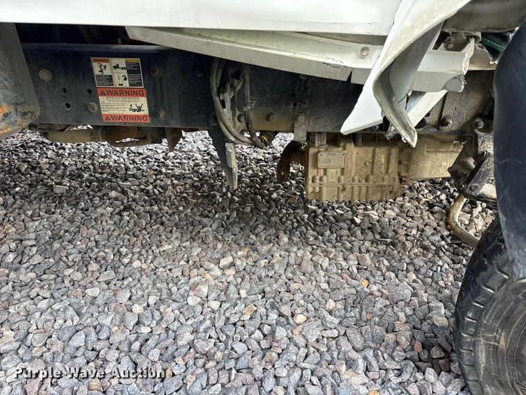 image for item YA1852 2025 Kenworth T880 hydrovac truck