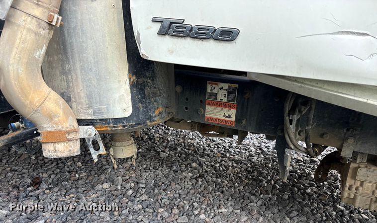 image for item YA1852 2025 Kenworth T880 hydrovac truck