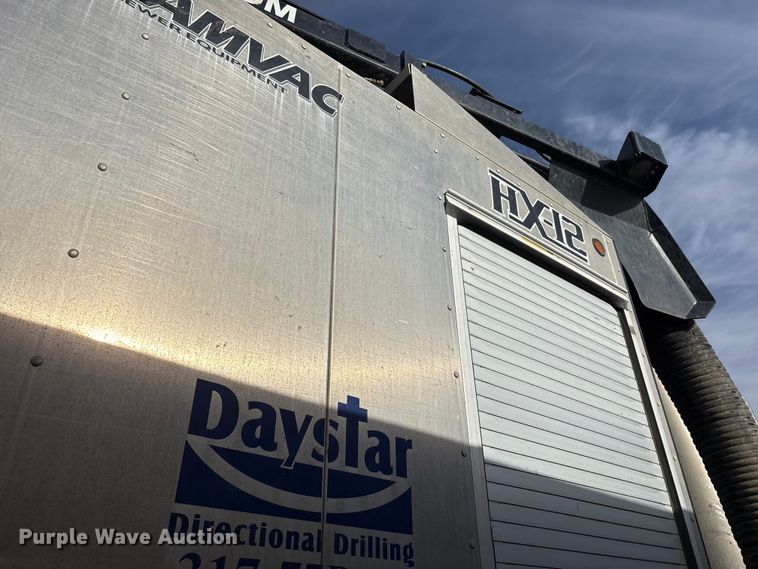 image for item YA1852 2025 Kenworth T880 hydrovac truck