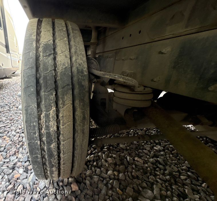 image for item YA1852 2025 Kenworth T880 hydrovac truck