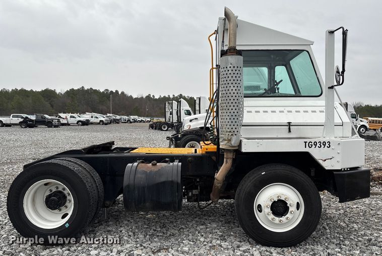 image for item YA1894 2005 Kalmar Ottawa yard truck