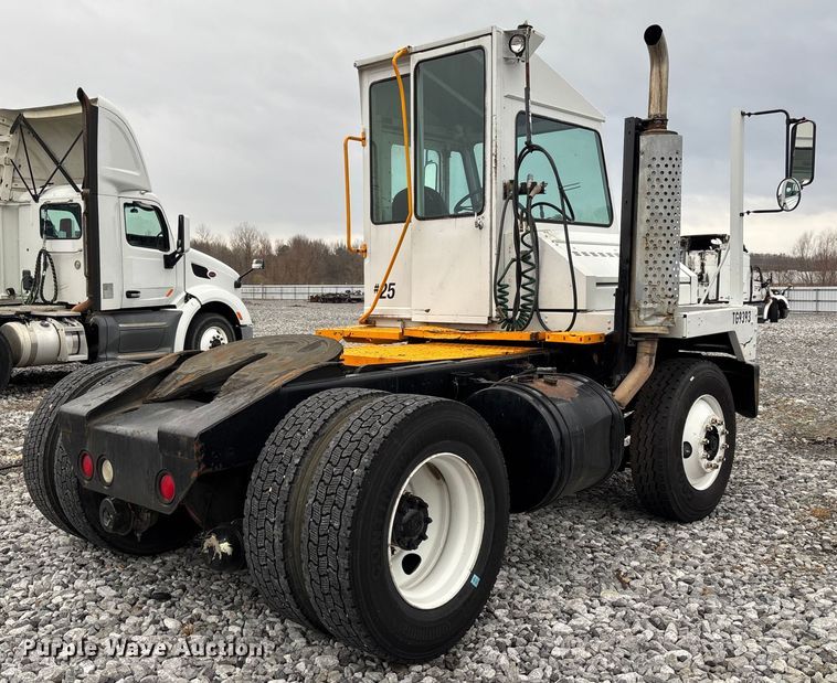 image for item YA1894 2005 Kalmar Ottawa yard truck
