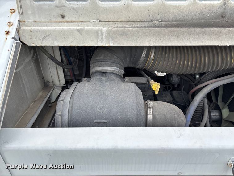 image for item YA1894 2005 Kalmar Ottawa yard truck