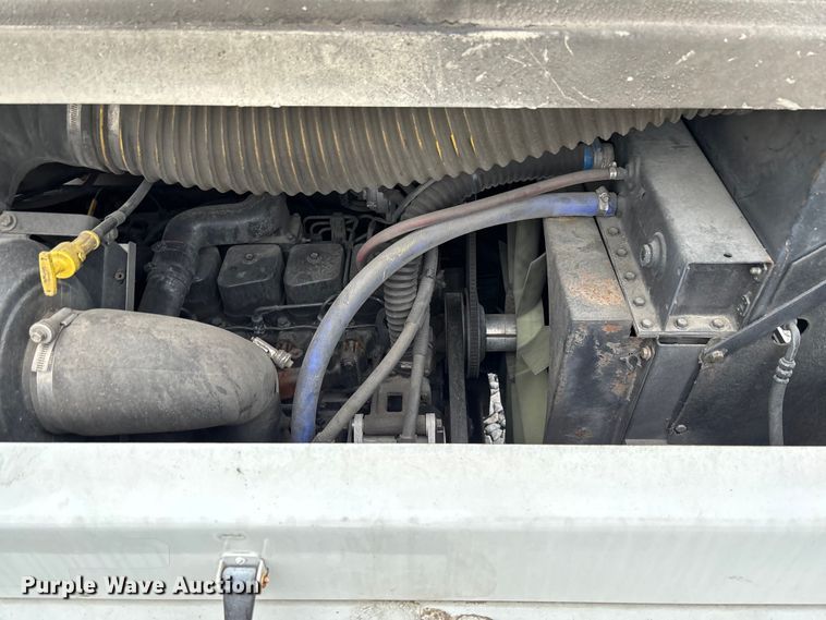 image for item YA1894 2005 Kalmar Ottawa yard truck