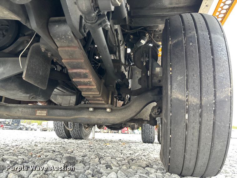 image for item YA1894 2005 Kalmar Ottawa yard truck