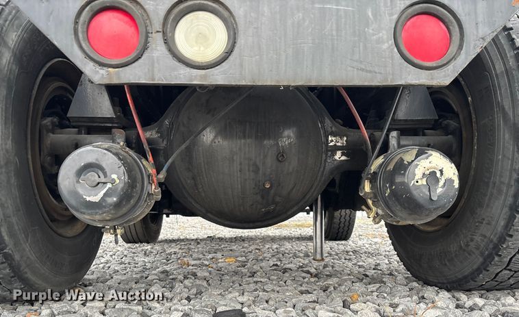 image for item YA1894 2005 Kalmar Ottawa yard truck