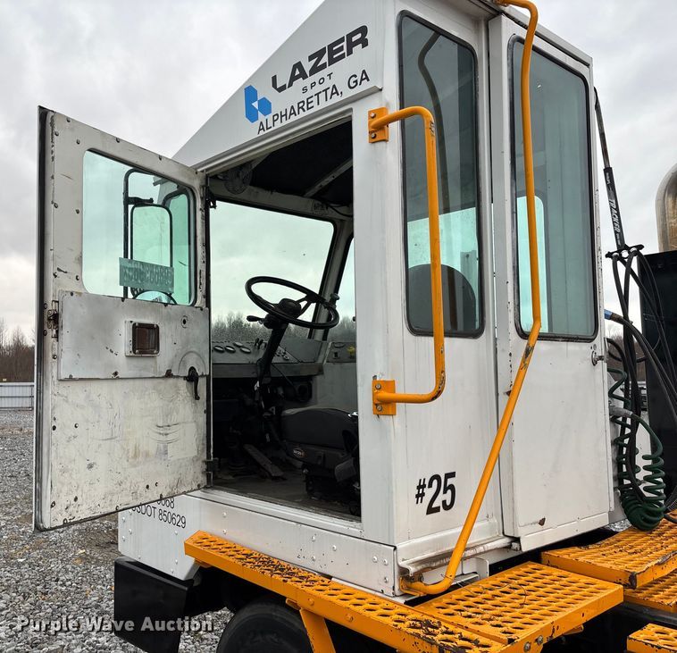 image for item YA1894 2005 Kalmar Ottawa yard truck