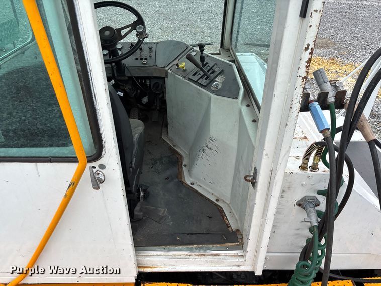 image for item YA1894 2005 Kalmar Ottawa yard truck