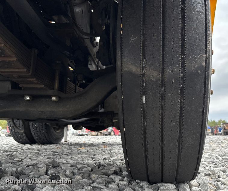 image for item YA1894 2005 Kalmar Ottawa yard truck