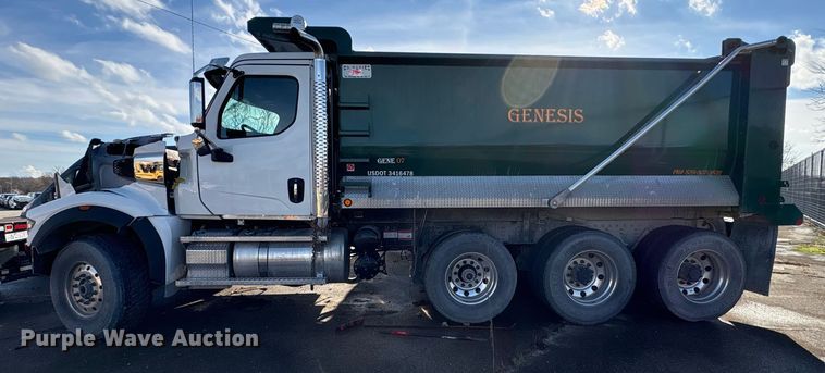 image for item YA1915 2024 Western Star 49X  dump truck