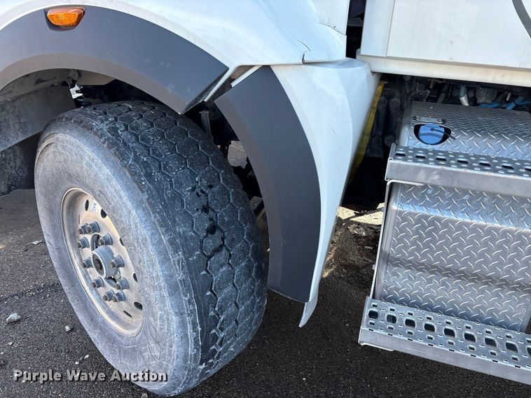 image for item YA1915 2024 Western Star 49X  dump truck