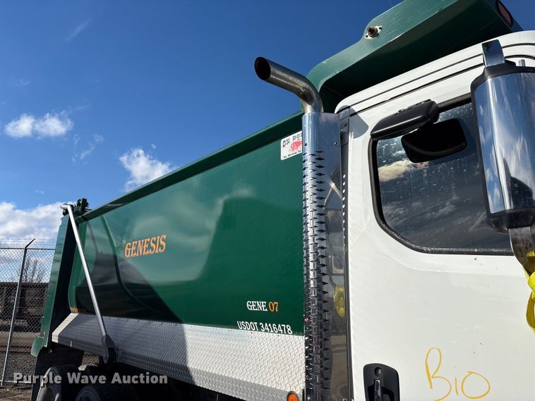 image for item YA1915 2024 Western Star 49X  dump truck