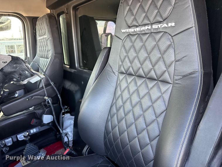 image for item YA1915 2024 Western Star 49X  dump truck