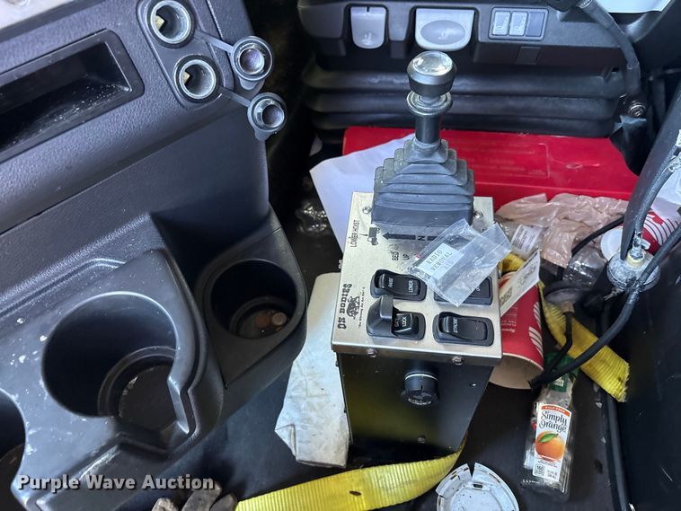 image for item YA1915 2024 Western Star 49X  dump truck