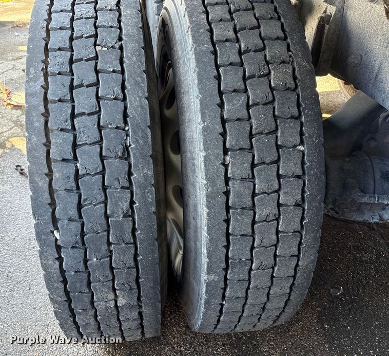 image for item YA1915 2024 Western Star 49X  dump truck