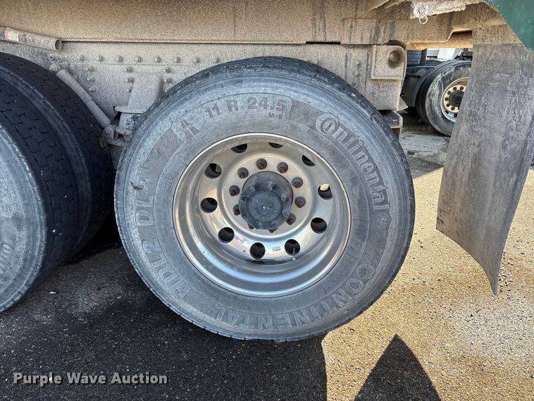 image for item YA1915 2024 Western Star 49X  dump truck