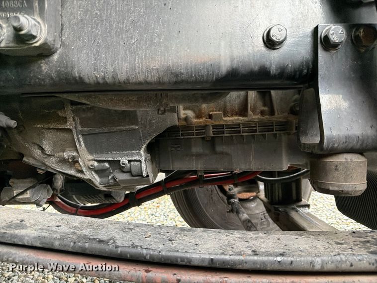 image for item YA1938 2020 Kenworth T880  vacuum truck