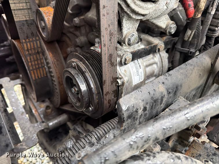 image for item YA1938 2020 Kenworth T880  vacuum truck