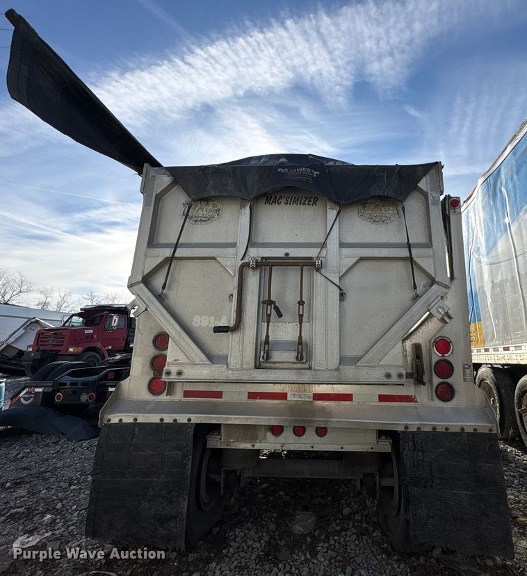 image for item YA1947 2008 MAC Mac Trailer Manufacturing end dump trailer