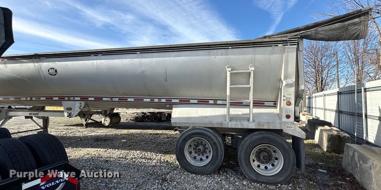 image for item YA1947 2008 MAC Mac Trailer Manufacturing end dump trailer