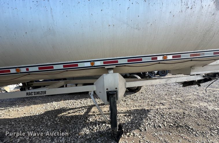 image for item YA1947 2008 MAC Mac Trailer Manufacturing end dump trailer