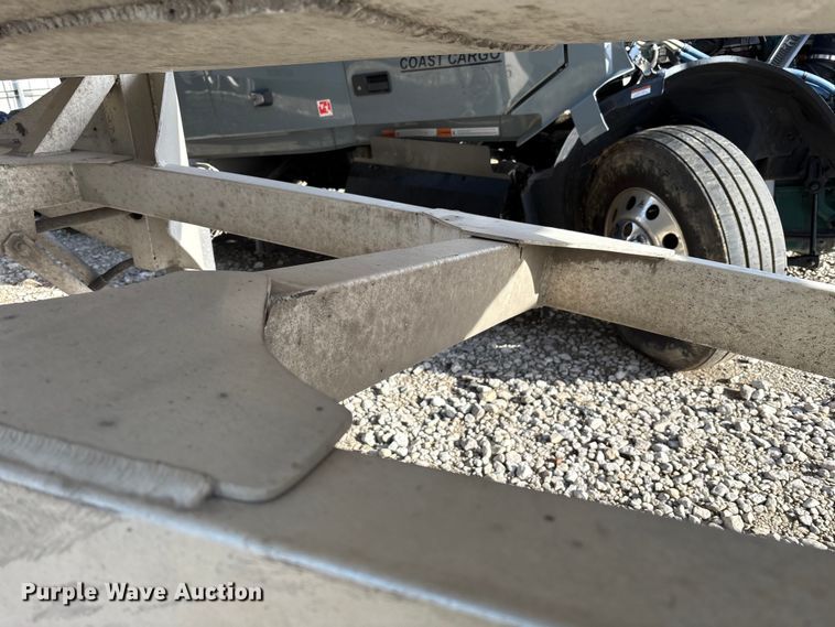 image for item YA1947 2008 MAC Mac Trailer Manufacturing end dump trailer