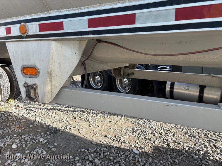 image for item YA1947 2008 MAC Mac Trailer Manufacturing end dump trailer