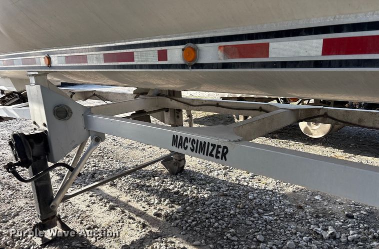 image for item YA1947 2008 MAC Mac Trailer Manufacturing end dump trailer