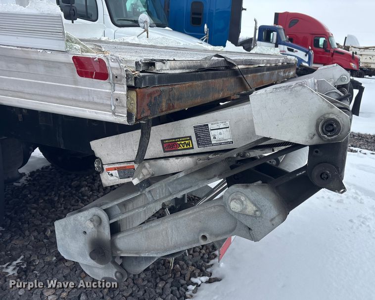 image for item YA2019 2024 Freightliner Business Class M2 box truck