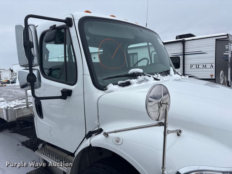 image for item YA2019 2024 Freightliner Business Class M2 box truck