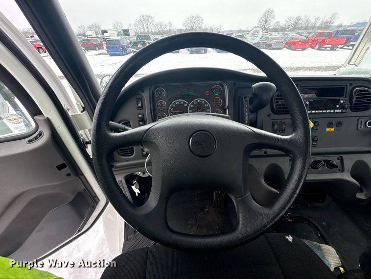 image for item YA2019 2024 Freightliner Business Class M2 box truck