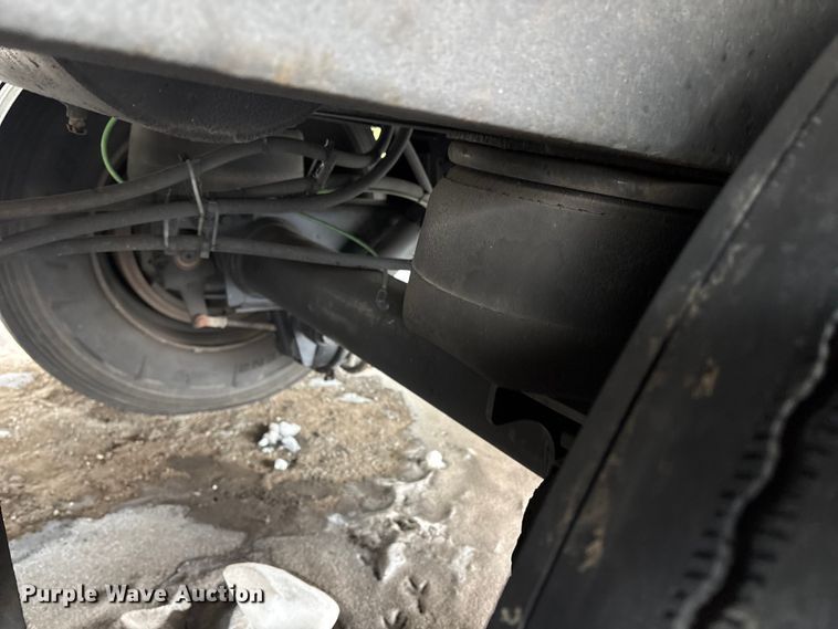 image for item YA2060 2023 Atro dry van trailer