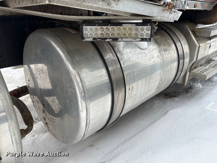 image for item YA2161 2024 Western Star 49X semi truck