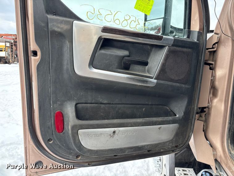 image for item YA2161 2024 Western Star 49X semi truck