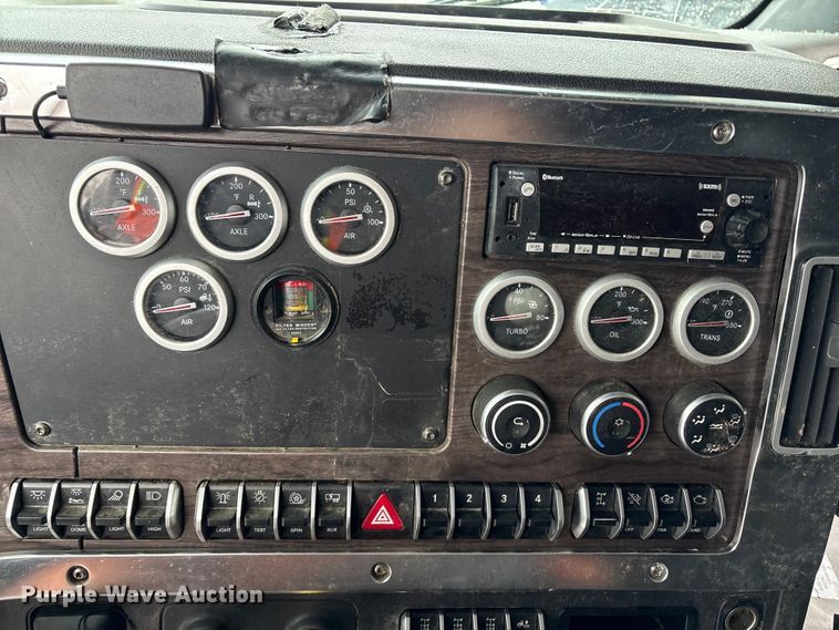 image for item YA2161 2024 Western Star 49X semi truck