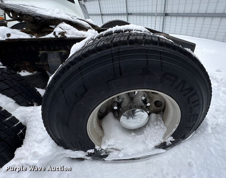 image for item YA2161 2024 Western Star 49X semi truck