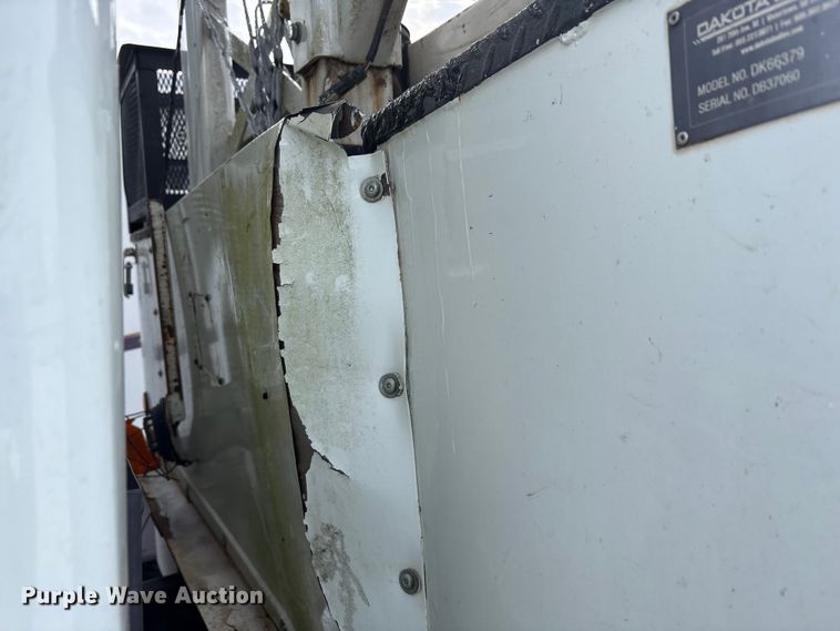 image for item YA2173 2019 International 7300 digger derrick truck