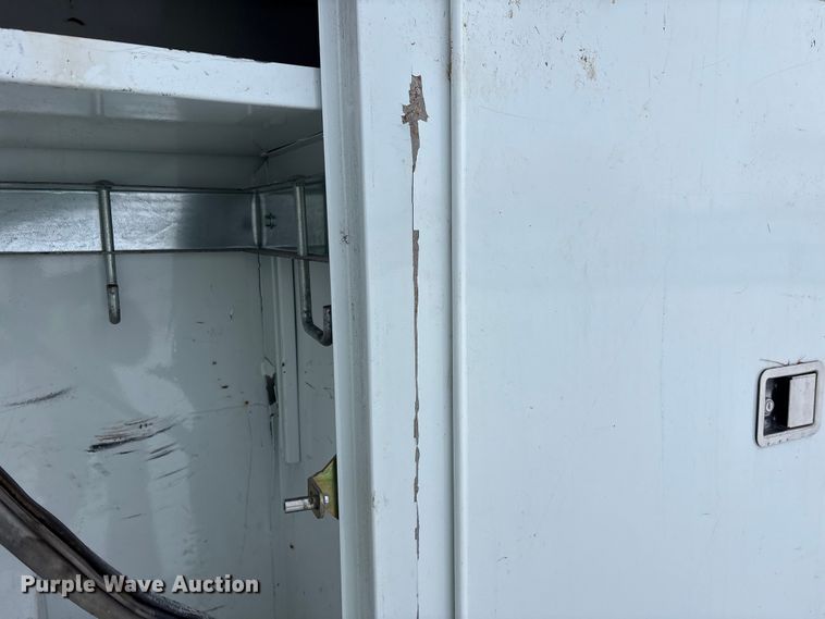 image for item YA2173 2019 International 7300 digger derrick truck