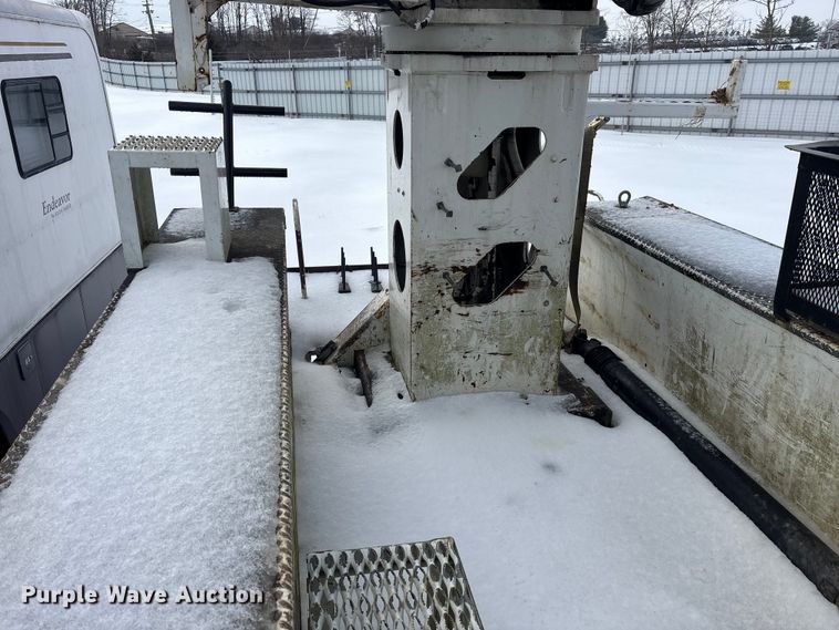 image for item YA2173 2019 International 7300 digger derrick truck