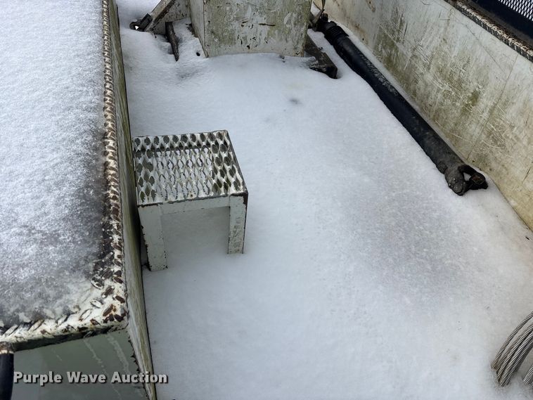 image for item YA2173 2019 International 7300 digger derrick truck