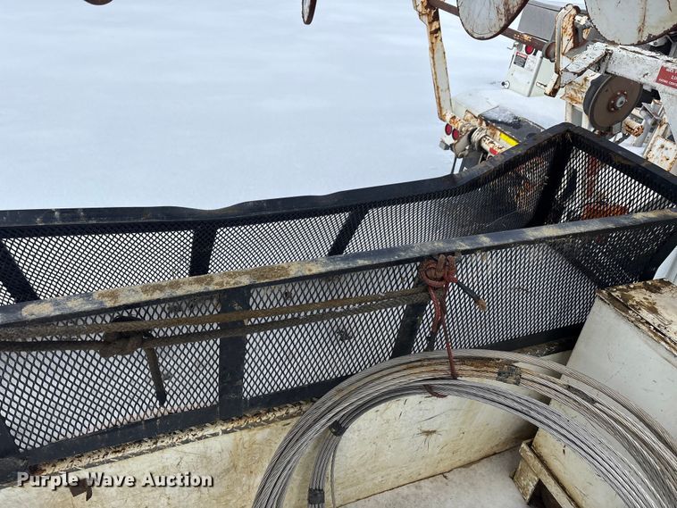 image for item YA2173 2019 International 7300 digger derrick truck