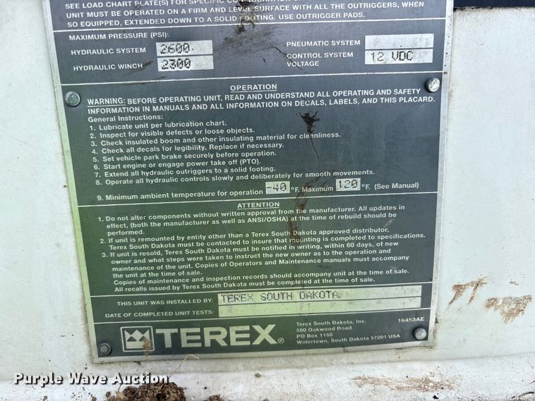 image for item YA2173 2019 International 7300 digger derrick truck