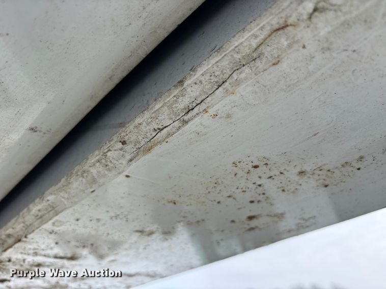 image for item YA2173 2019 International 7300 digger derrick truck