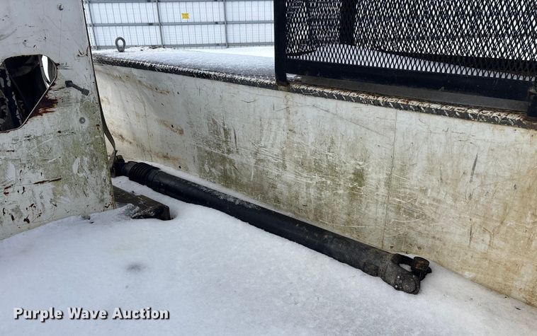 image for item YA2173 2019 International 7300 digger derrick truck