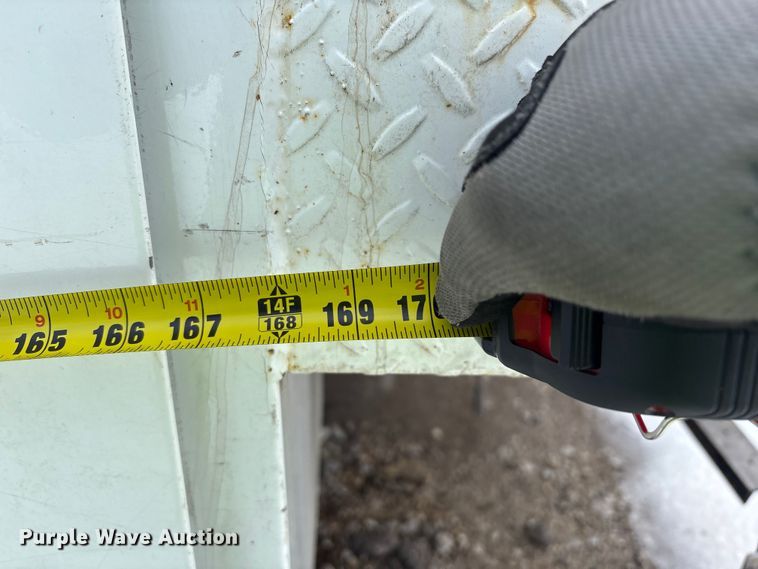 image for item YA2173 2019 International 7300 digger derrick truck