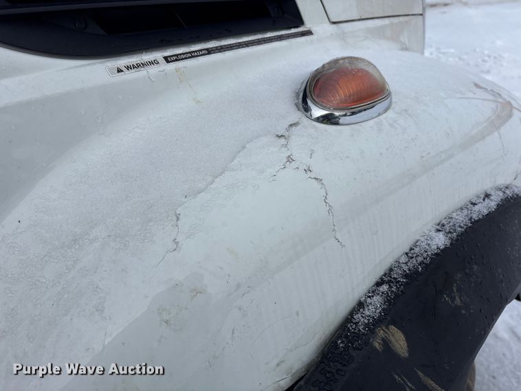 image for item YA2173 2019 International 7300 digger derrick truck