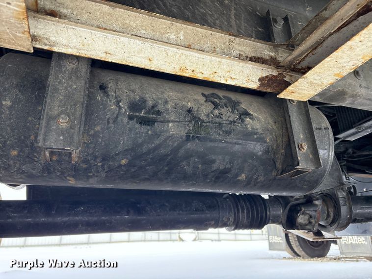 image for item YA2173 2019 International 7300 digger derrick truck