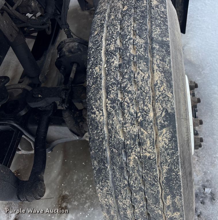 image for item YA2173 2019 International 7300 digger derrick truck