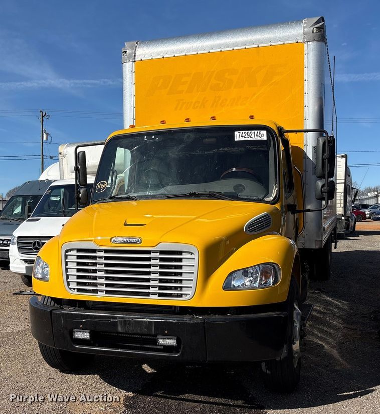 image for item YA2245 2019 Freightliner Business Class M2 box truck