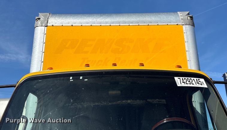 image for item YA2245 2019 Freightliner Business Class M2 box truck